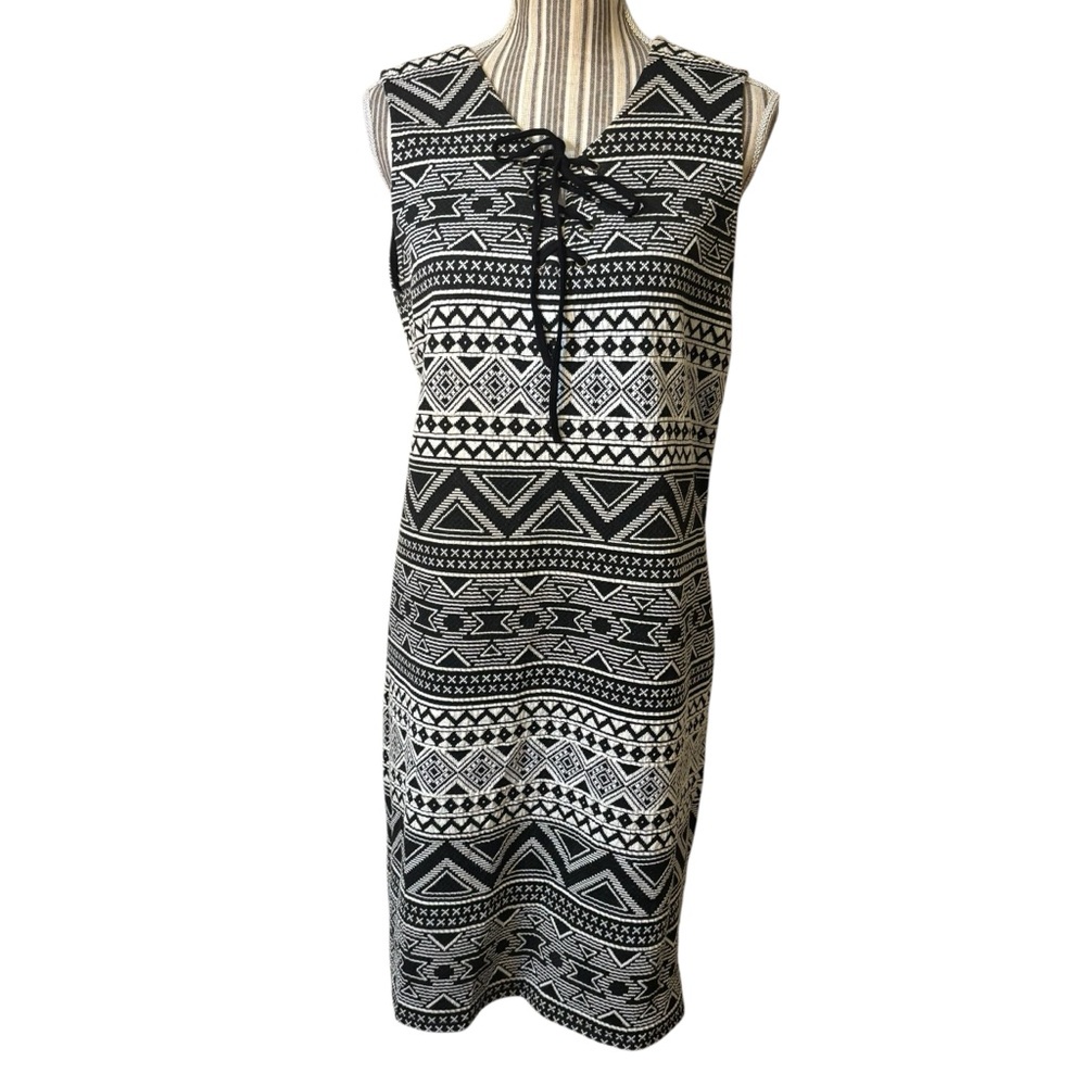 Vince Camuto Dress XL Black White Geometric Midi Woven Sleeveless Ties at Neck